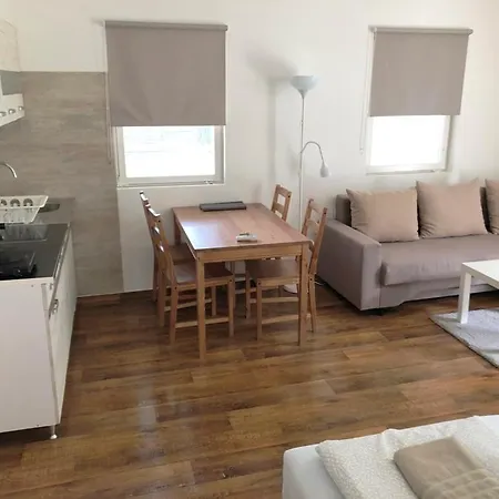 Akali Studio Apartman Balatonakali
