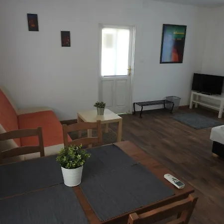 Apartman Akali Studio *