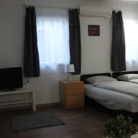 Akali Studio Apartment