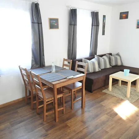 Akali Studio Balatonakali