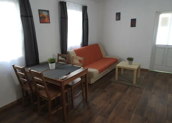 Akali Studio Balatonakali