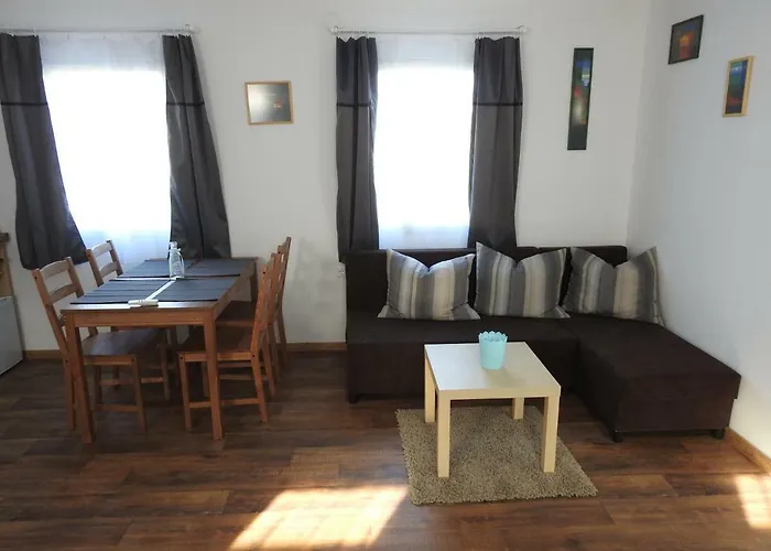 Akali Studio Balatonakali